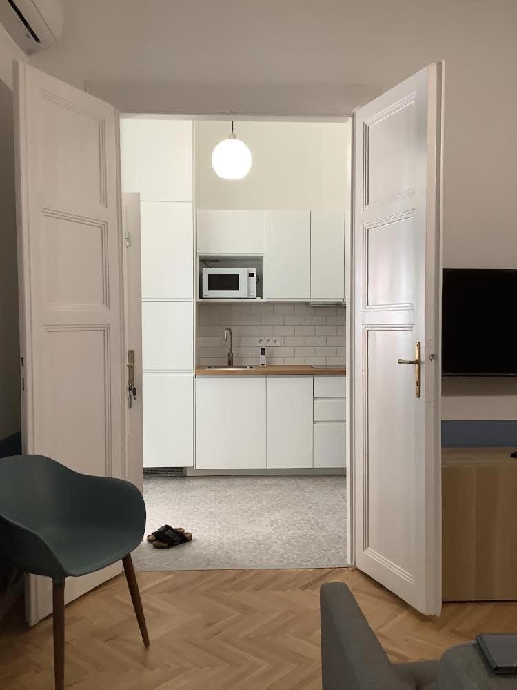 Designer Downtown Apartment Budapest Exterior foto